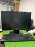 Компьютер HP с монитором.