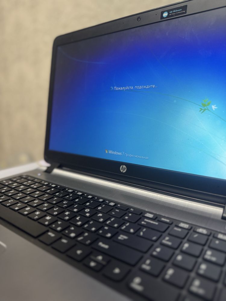 Продам ноутбук hp в отличном состоянии