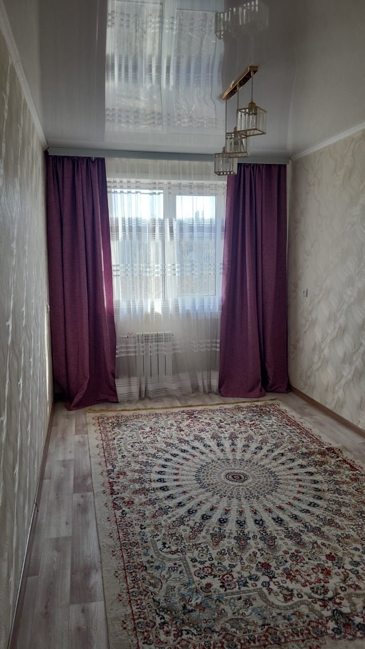 Продам  2 ух комн кв район маг.Караван