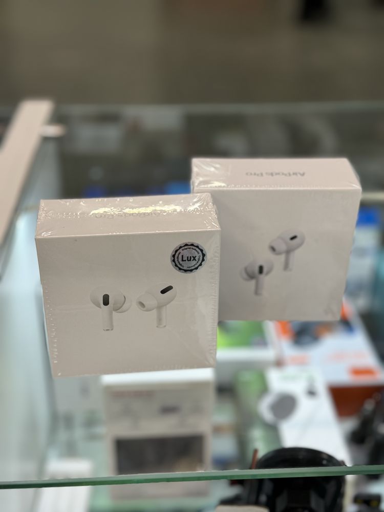 AirPods наушники