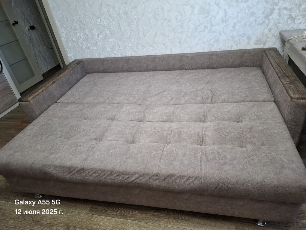 Продам раскладной диван
