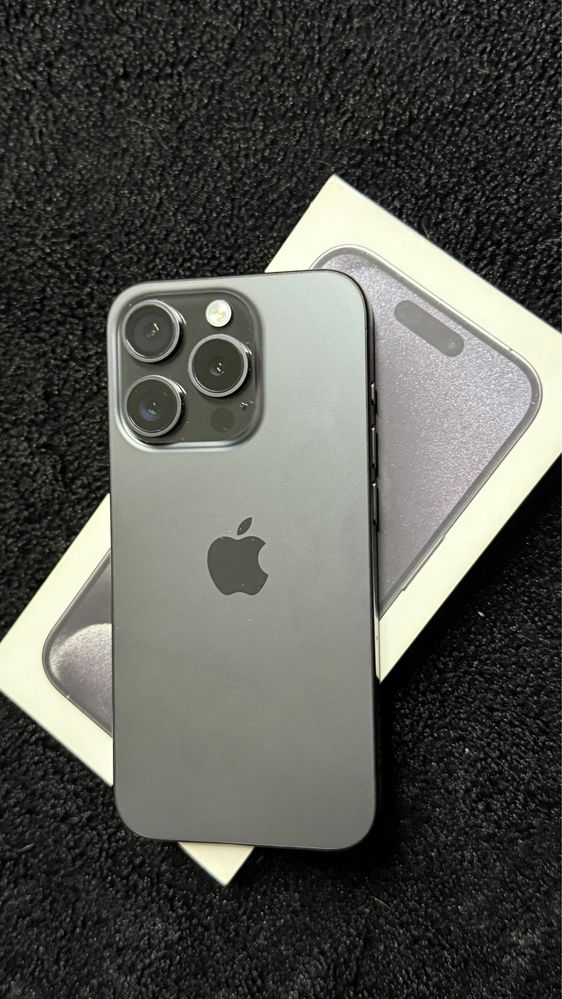 Продам iPhone 15 pro