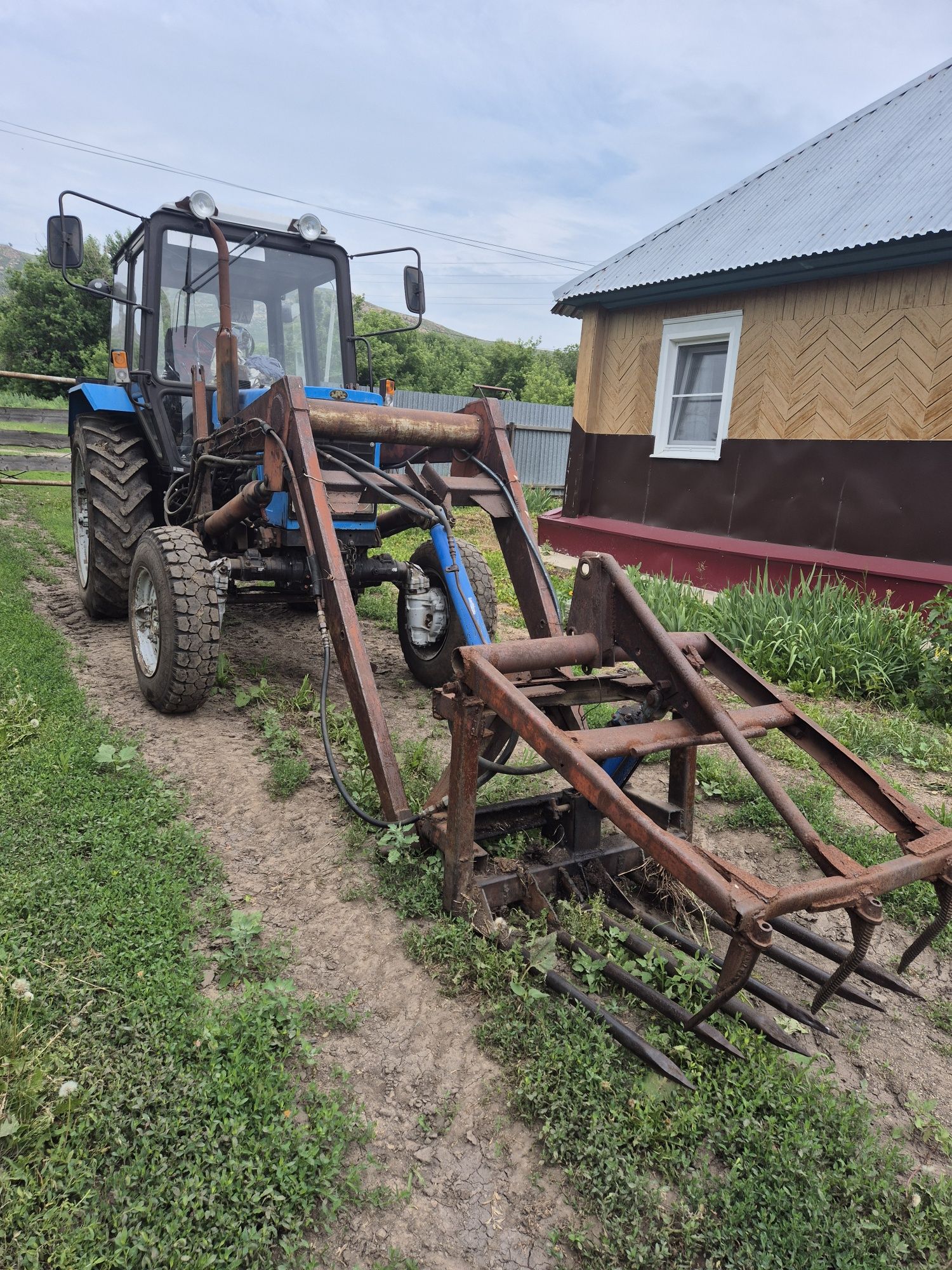 Продам Трактор МТЗ-82