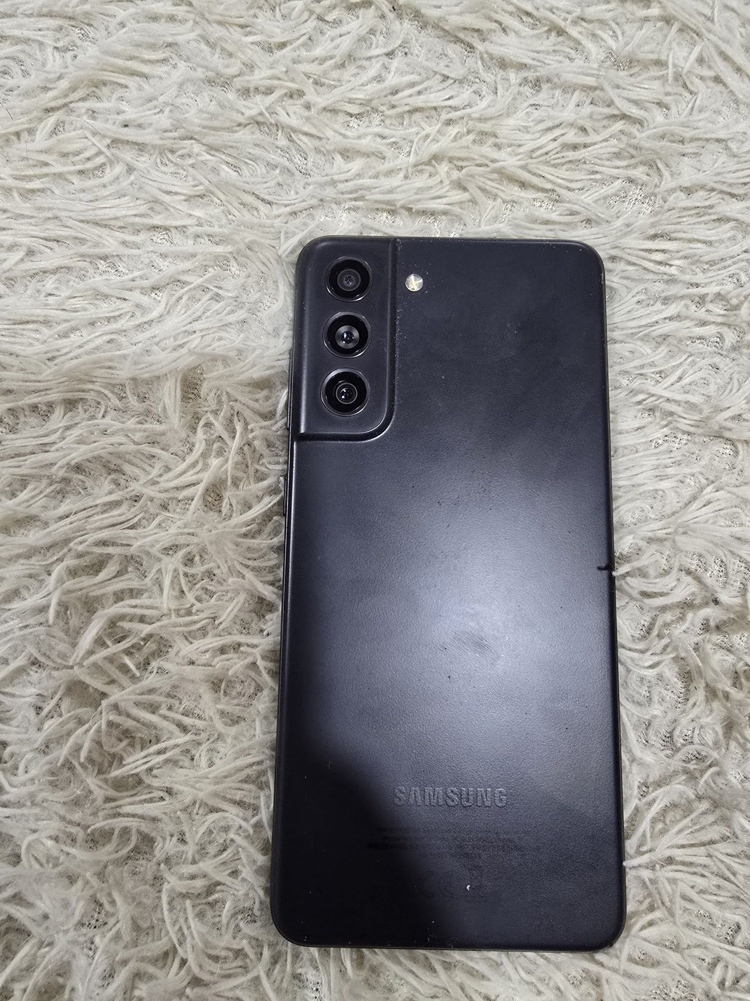 Продам телефон Samsung  s21fe