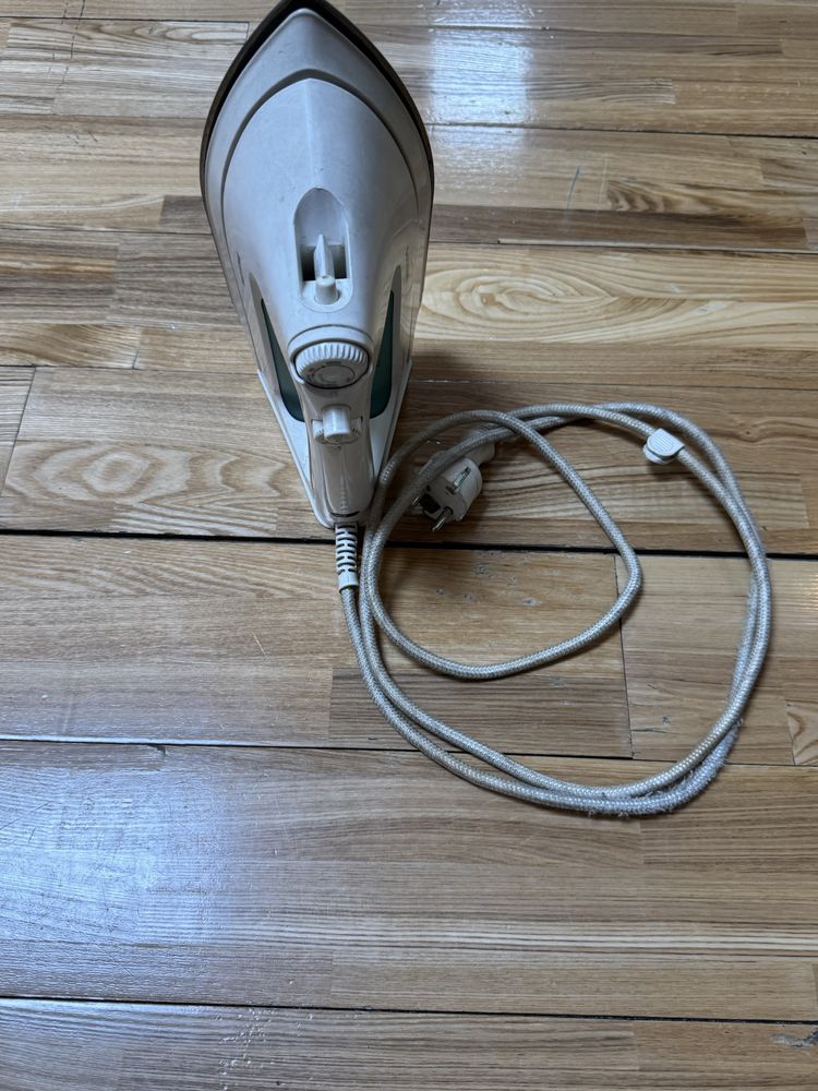 Утюг Philips в хорошем состоянии