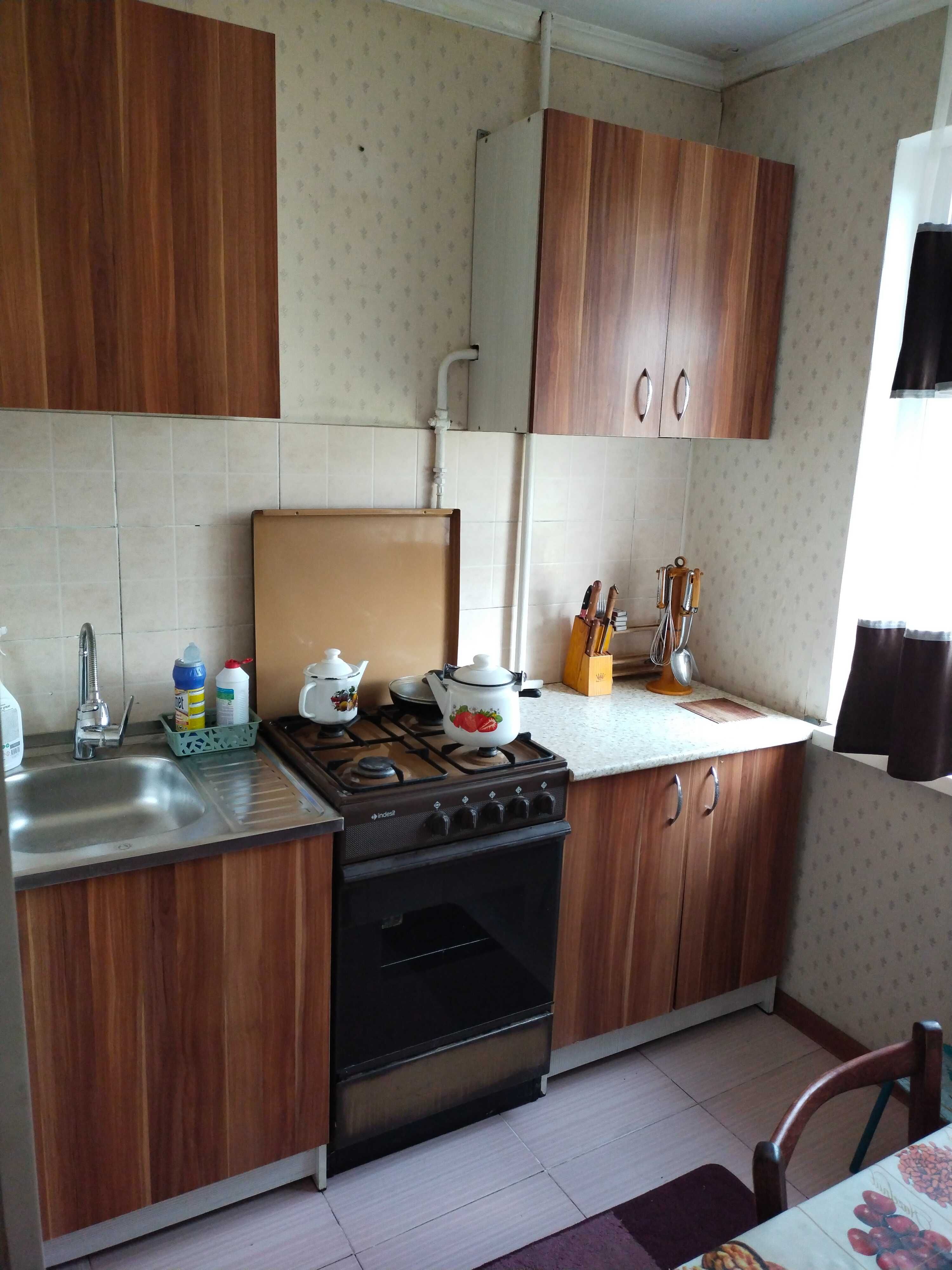 1 к. кв Центральный стадион посуточно
