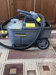 Продам моющий пылесос для химчистки Karcher Puzzi 10/1