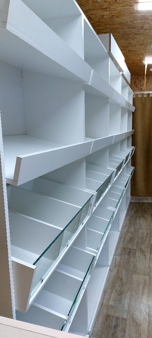 Продам стилажи для продуктов и овощей.