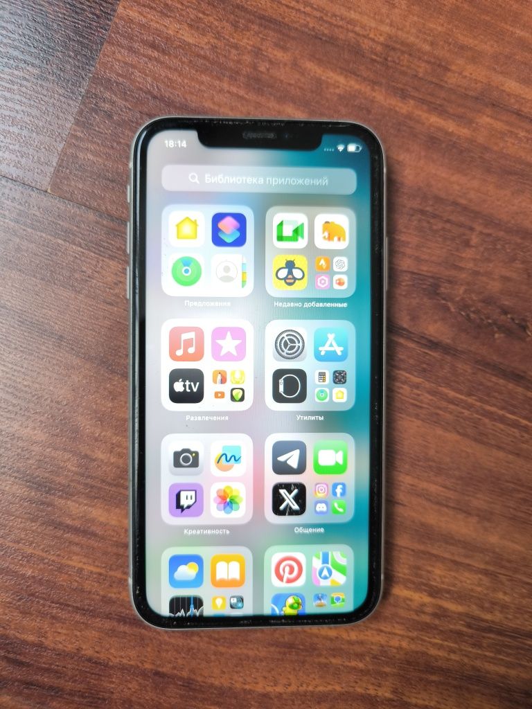 iPhone 11 ,, 64GB. Белый.