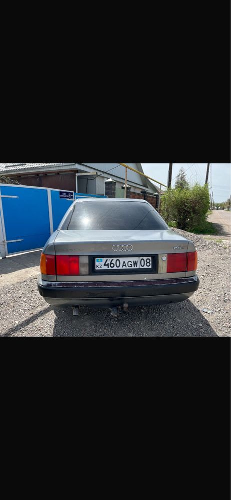 Продается ауди 100 с4