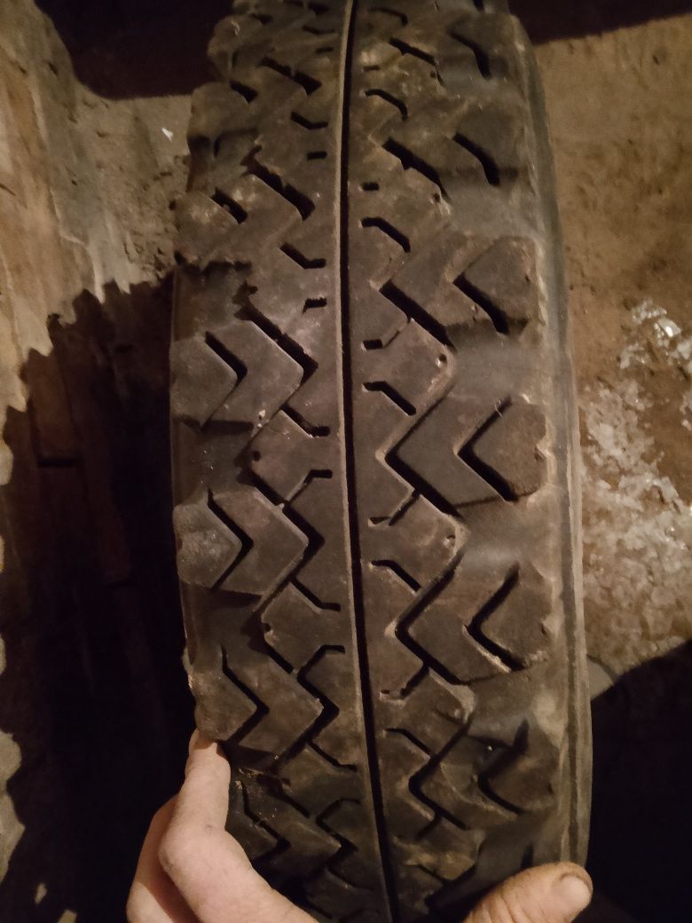 Продаю колёса на ниву 8 штук