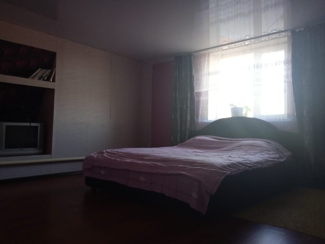 Продам  дом с бизнесом  3 .  2 этажных  котеджа