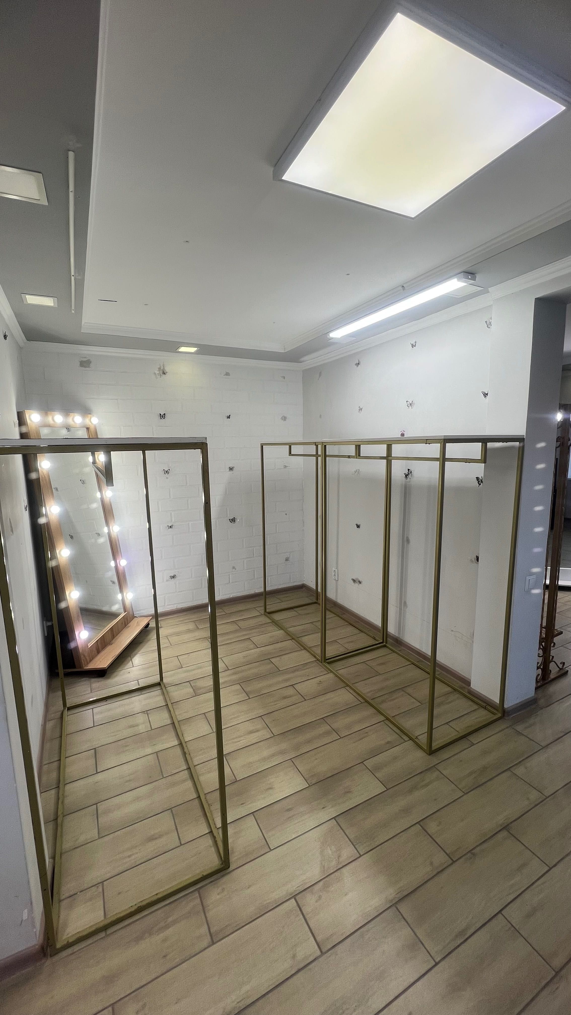 Кабинеты и торговые помещения в центре Жезказгана