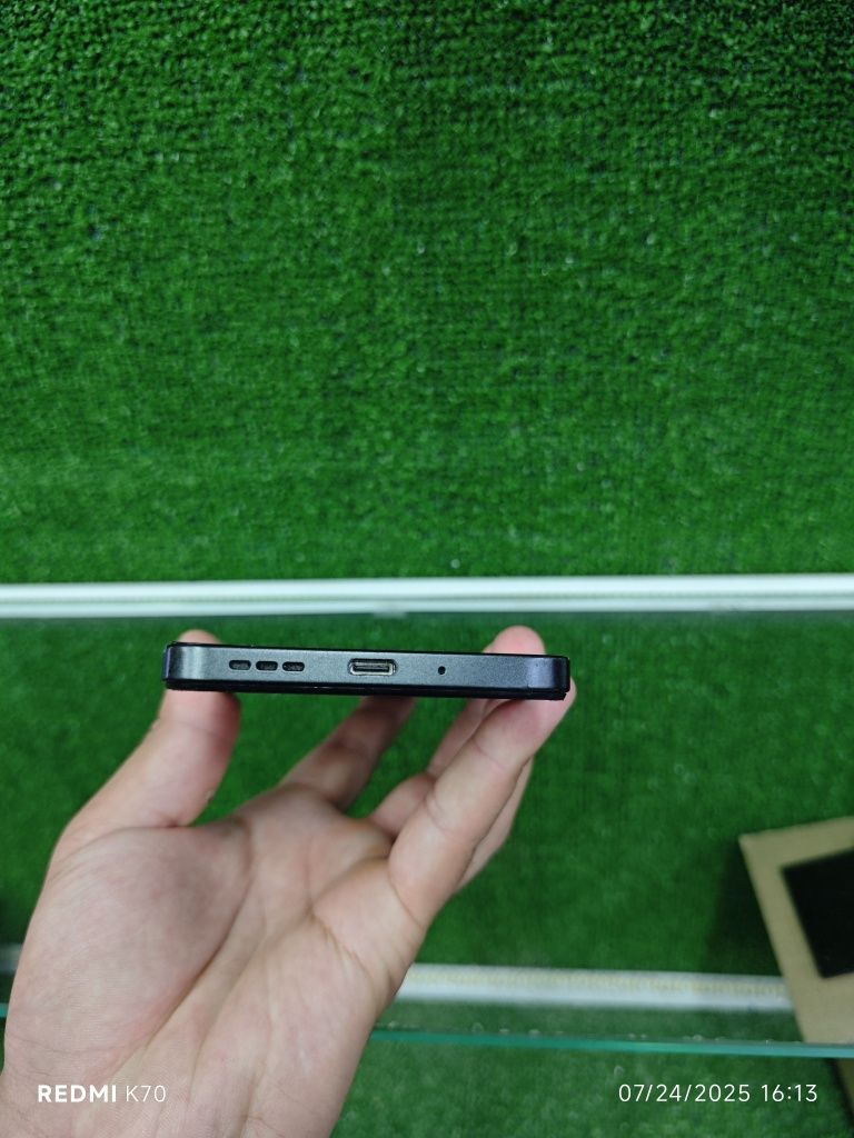 Redmi 13 C 256gb.
