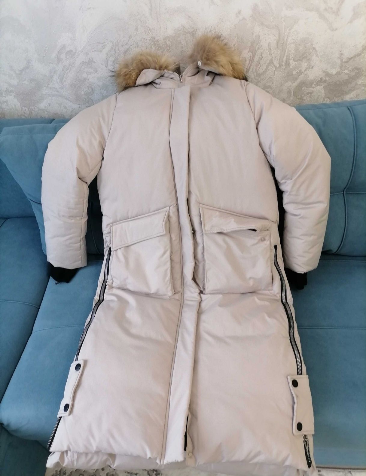 Продам зимнюю куртку