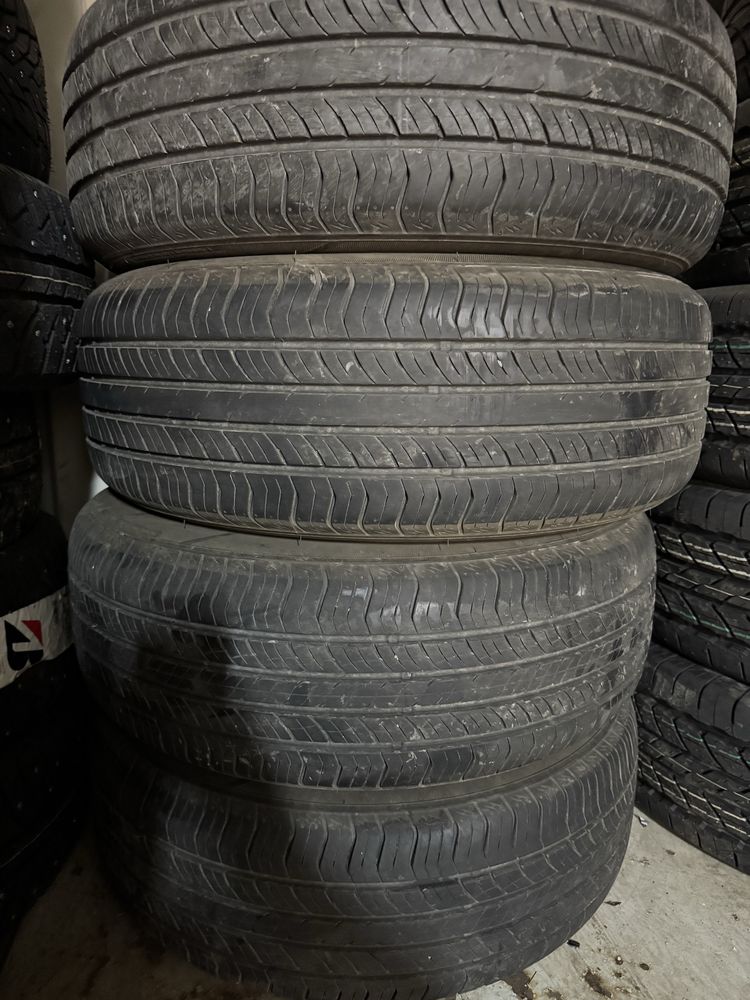 Продам Шины 235/65/17