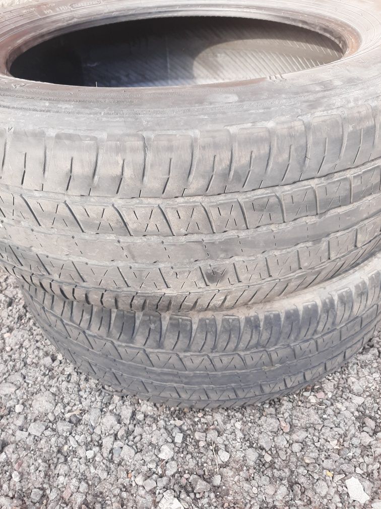 Продам летние DUNLOP 265/55/20 в отличном состоянии     .