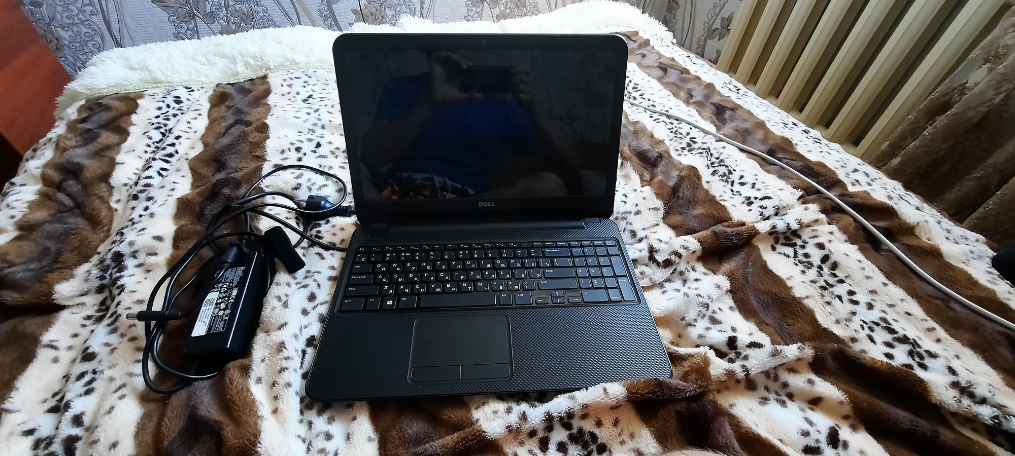 Продаю ноутбук в отличном состоянии Dell Inspiron 3537