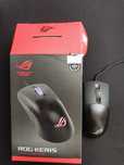 Продаю мышку asus  rog keris.если заберёте быстро то продам за 20.