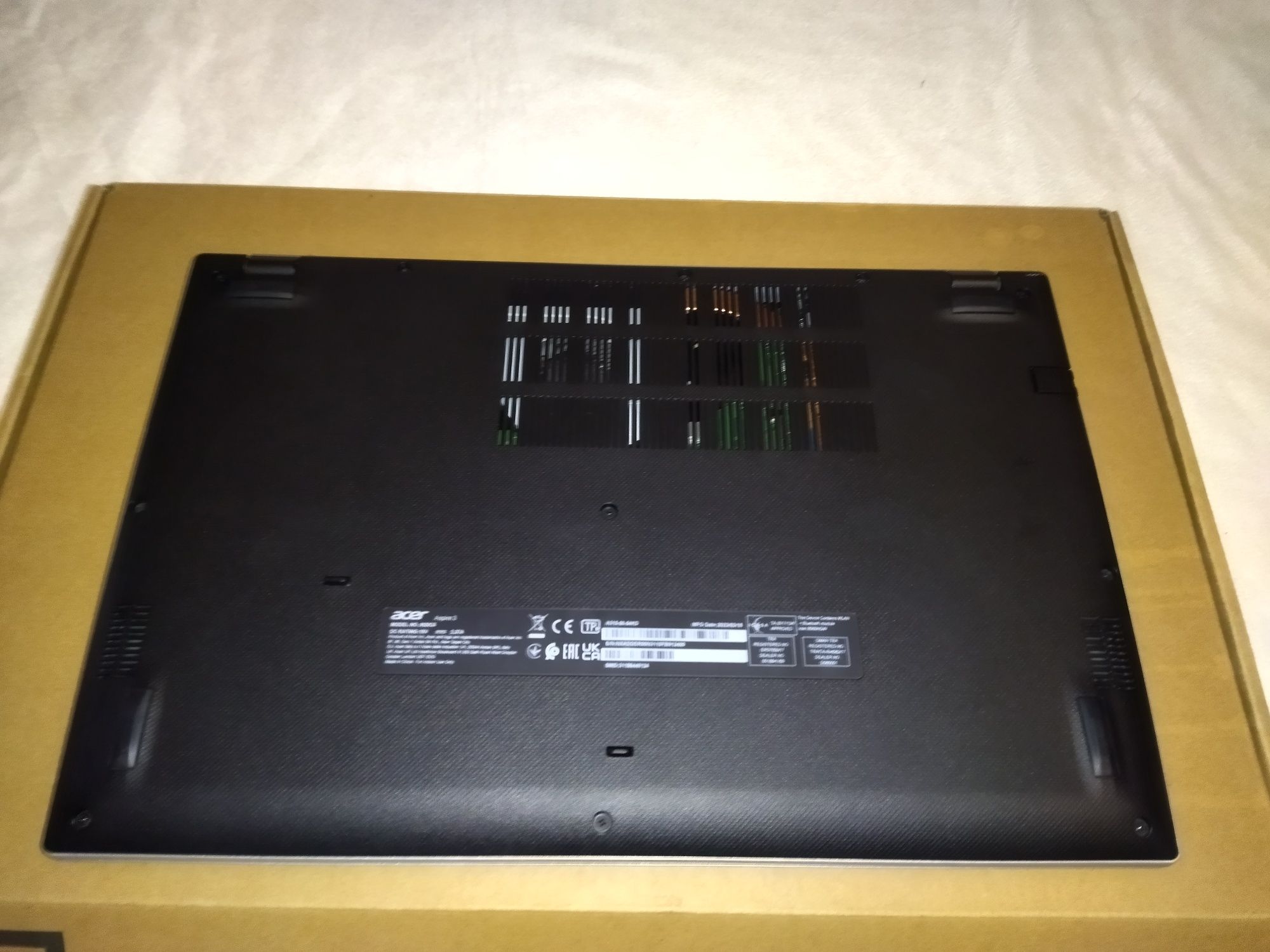 Продам ноутбук Acer Aspire3