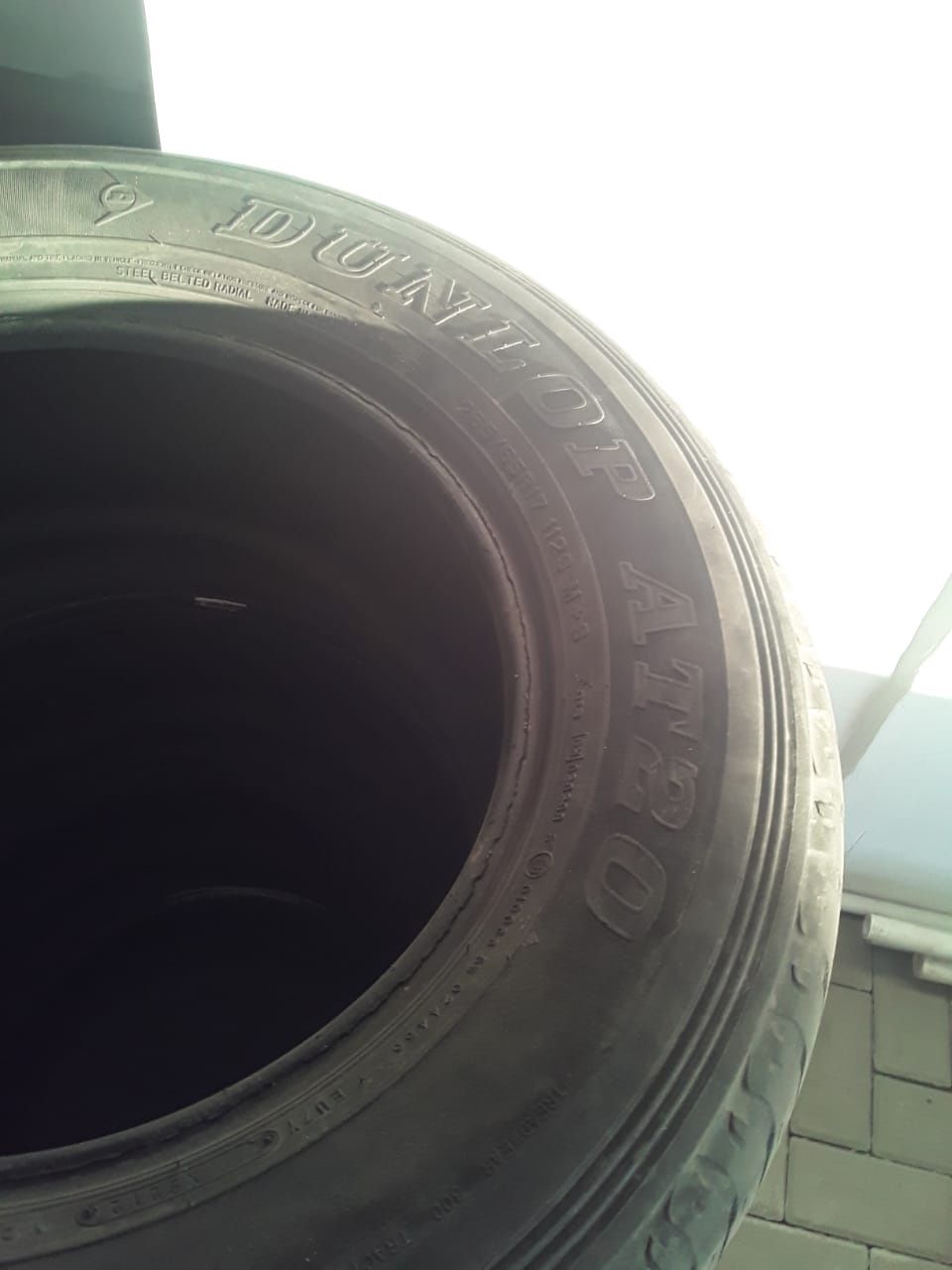 Продам резину. DUNLOP