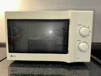 Микроволновая печь LG MS-2027C