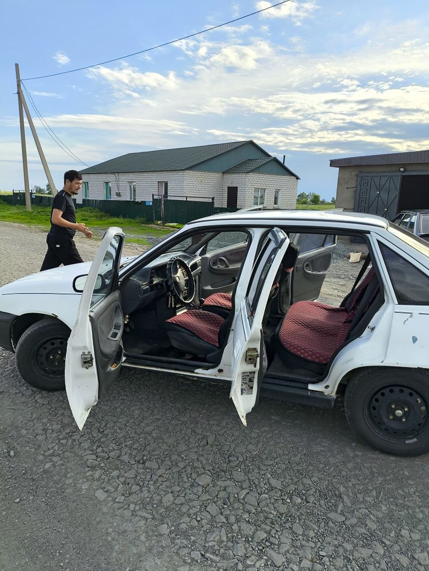 Део нексия 1997 года