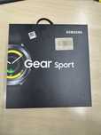 Смарт-часы Samsung Gear Sport черный