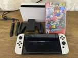 Продам nintendo switch oled + флешка 256гб