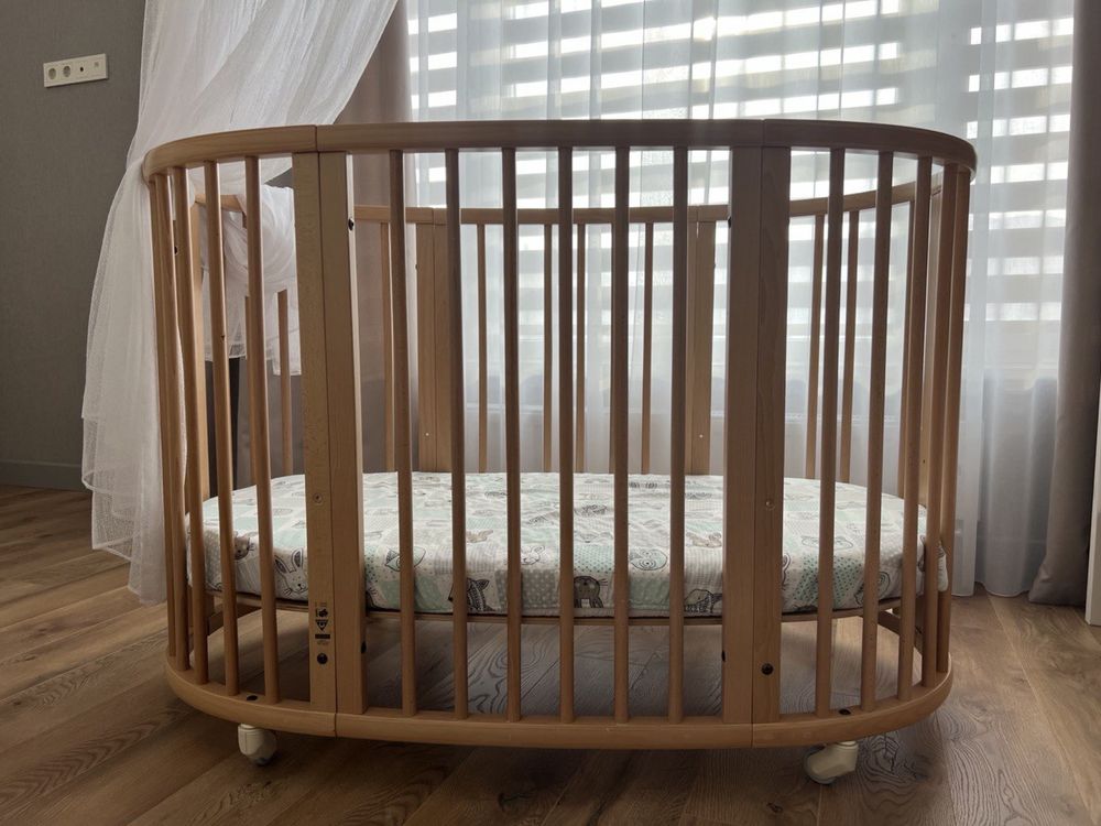 Продам детскую кроватку SLEEPI Mini Natural +доп вставка Bed Extension
