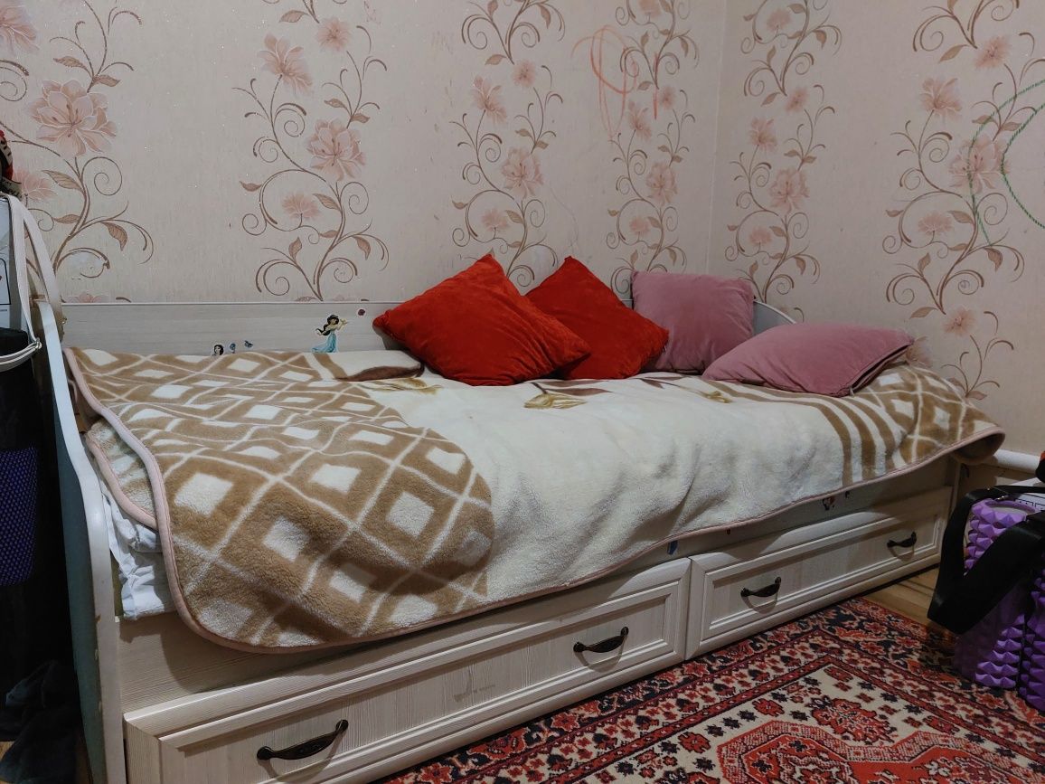 Продаётся подростковая кровать