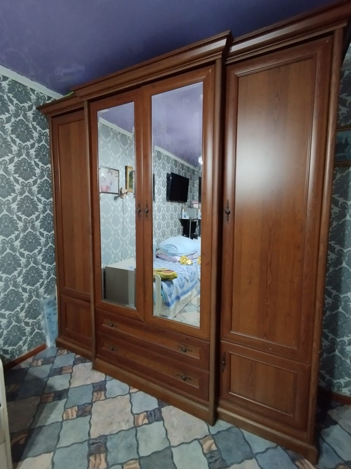 Продам шкаф для одежды