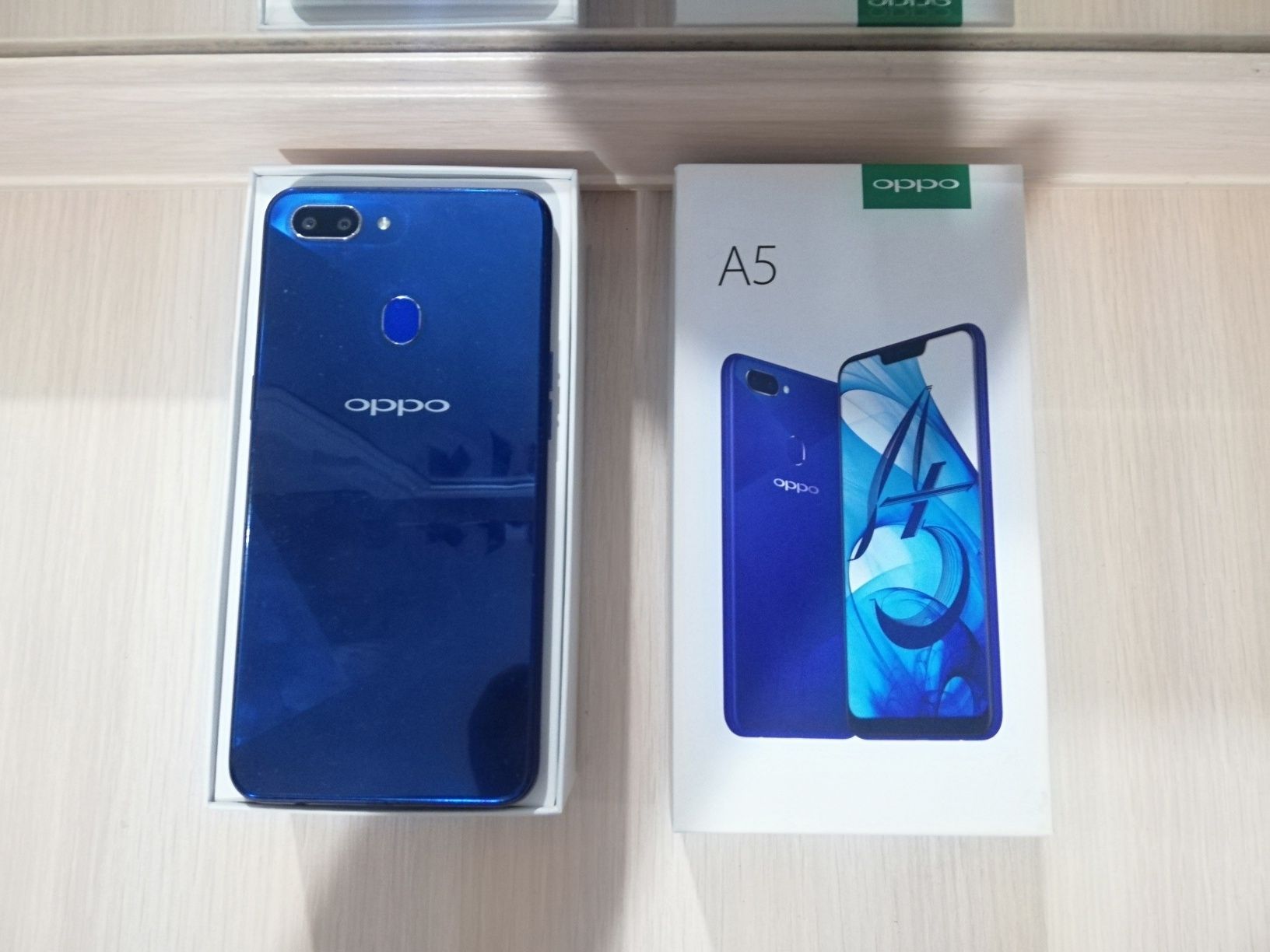 Мобильный телефон / Смартфон  OPPO A5