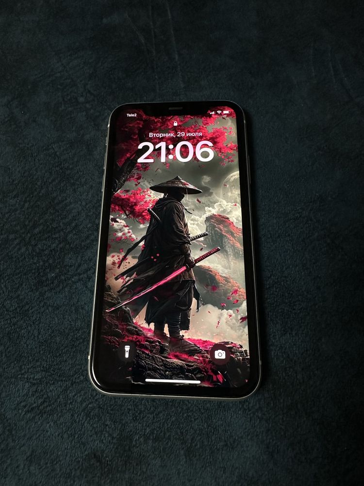 Продам iPhone 11, 128 гигов памяти.  в отличном состоянии