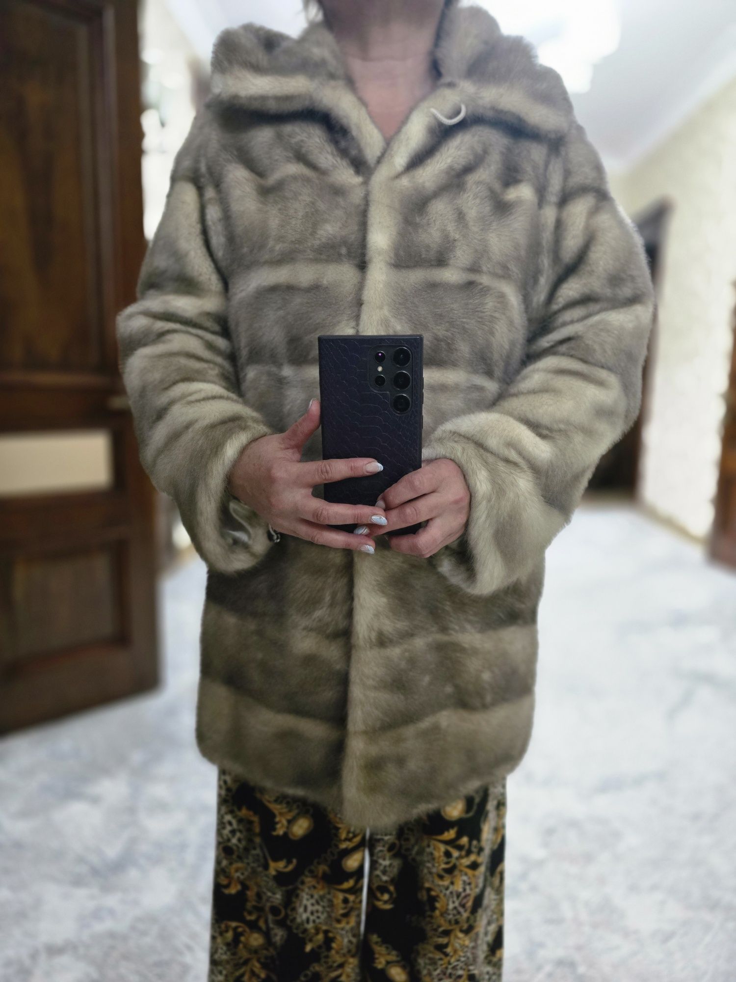 Продам шубу, в хорошем состоянии