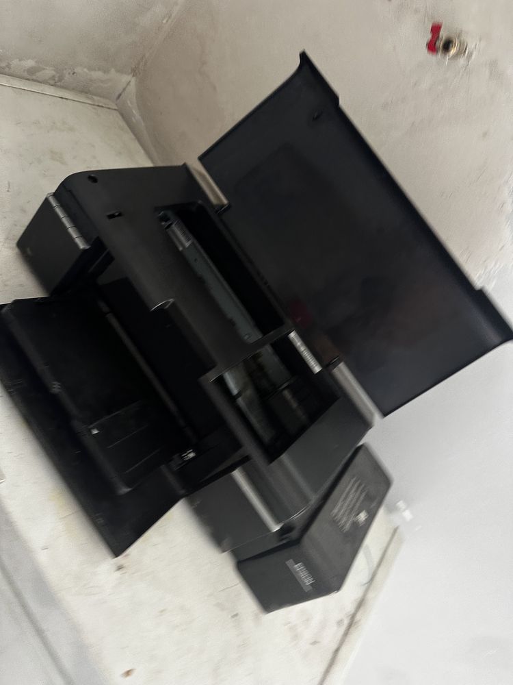 продам принтер L805
