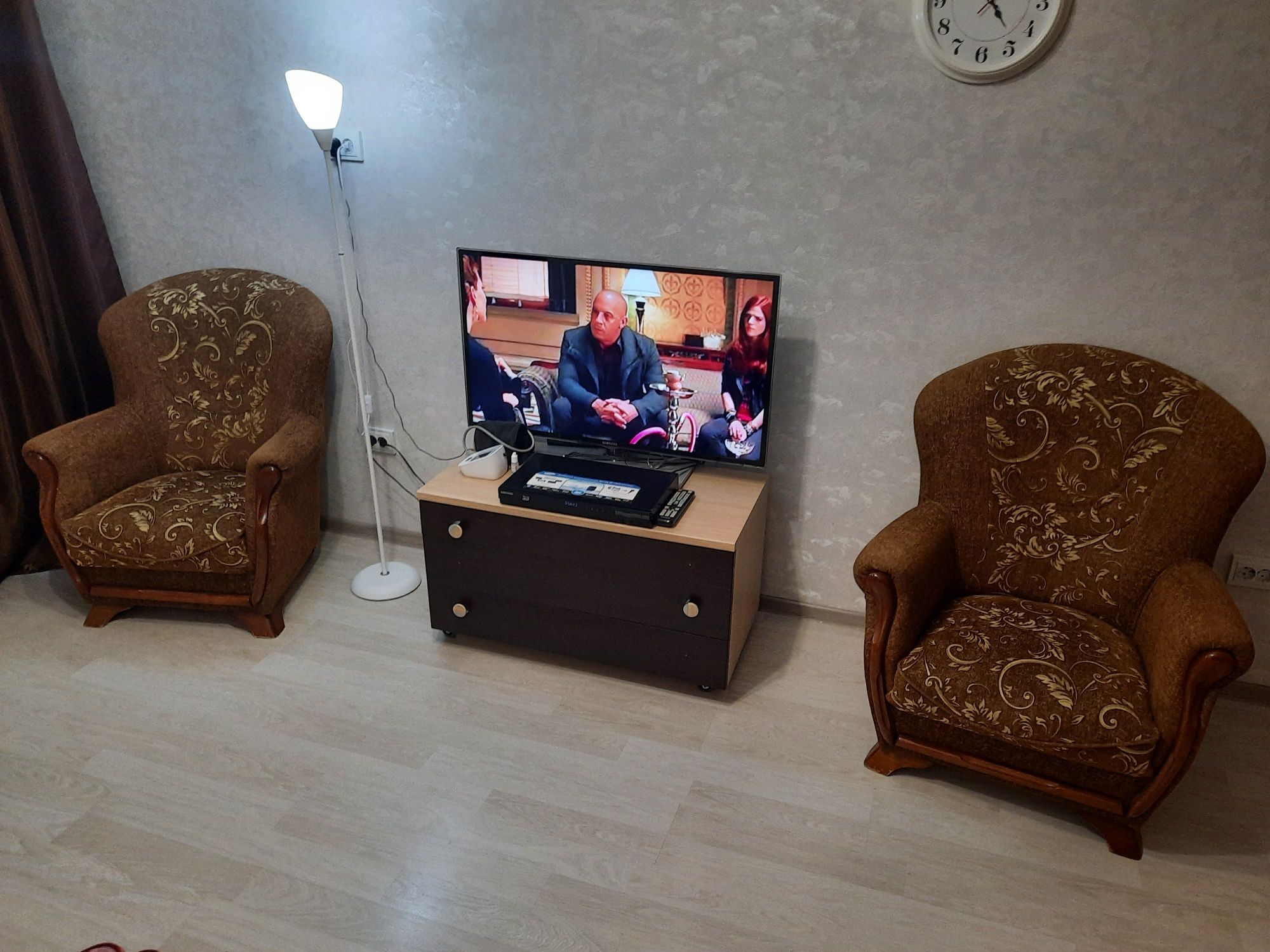 Продам кресло в хорошем состоянии