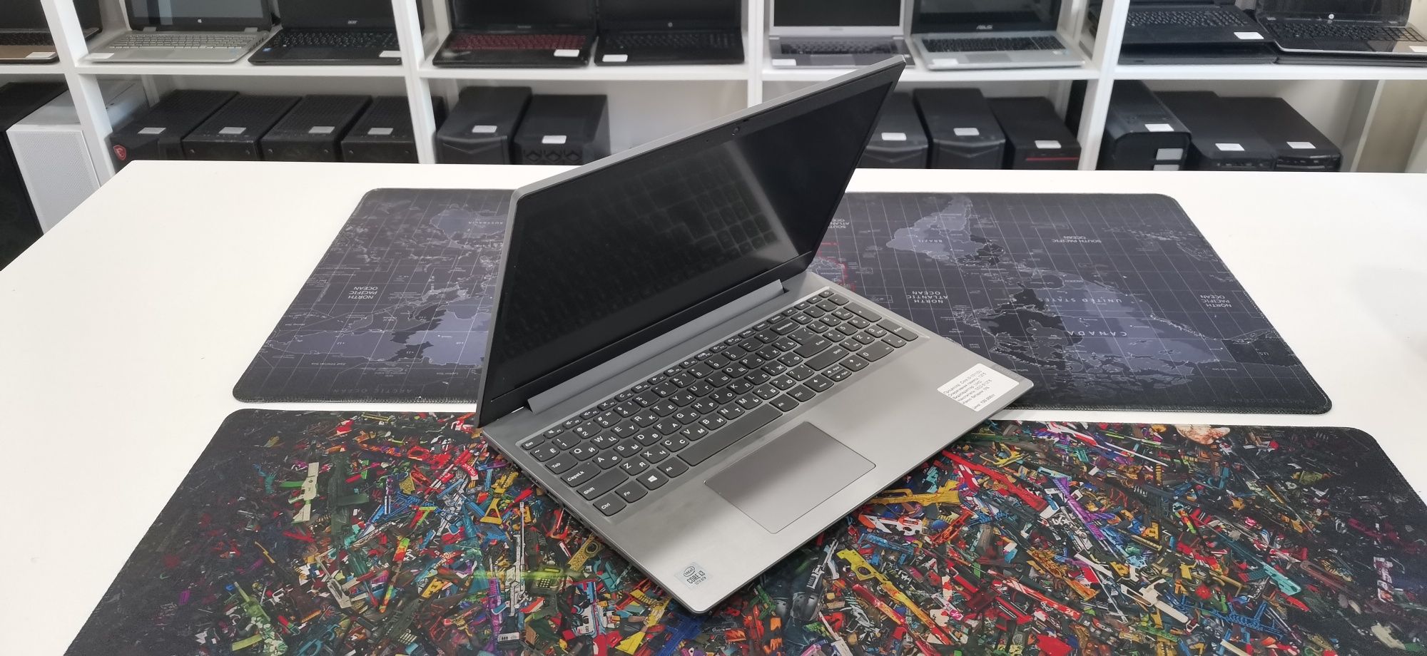Ноутбук Lenovo Core i3-10110U/ 12гб/ SSD 512/ HD Graphics