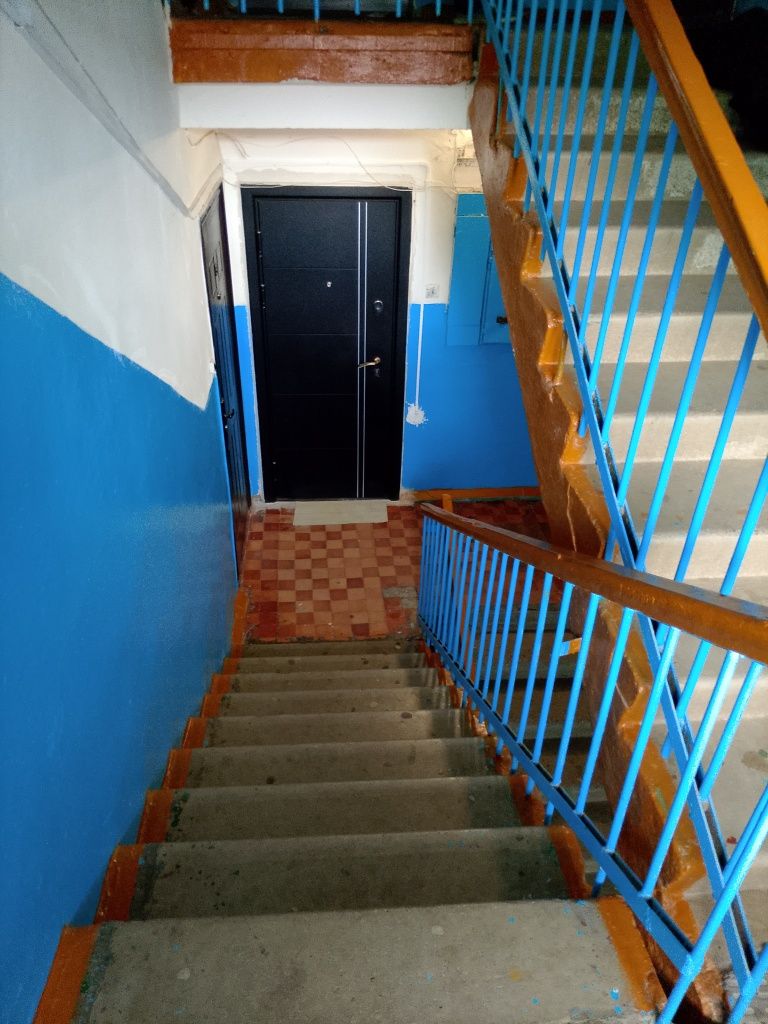 Продам 2 ком кв 44 м2 на автопарке