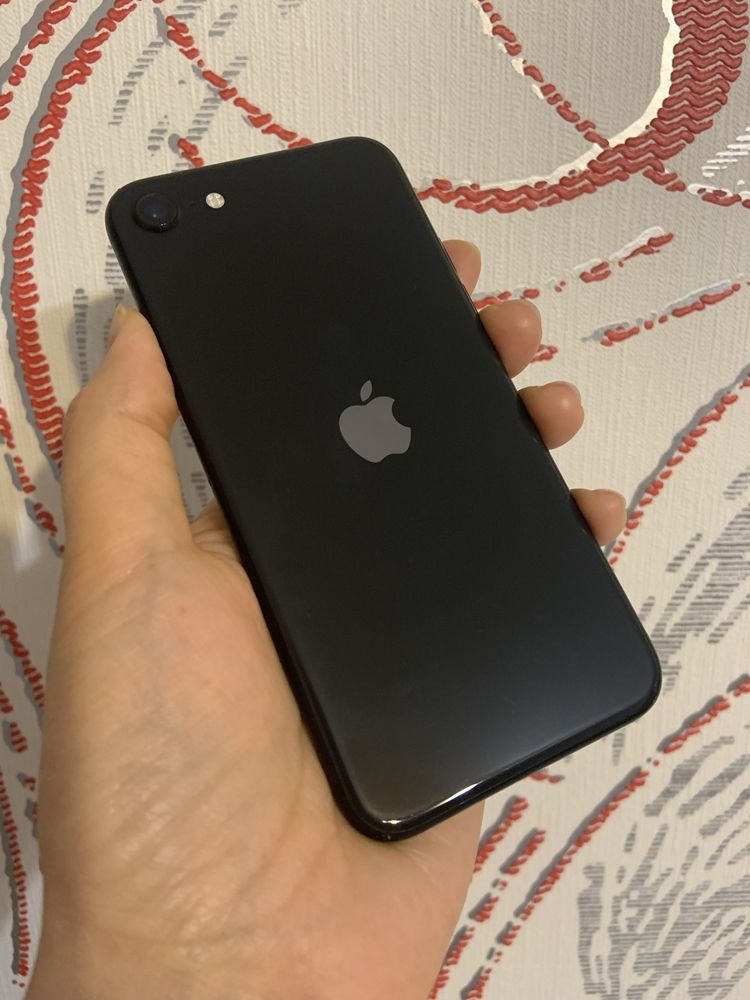 iPhone SE 64gb акб 82