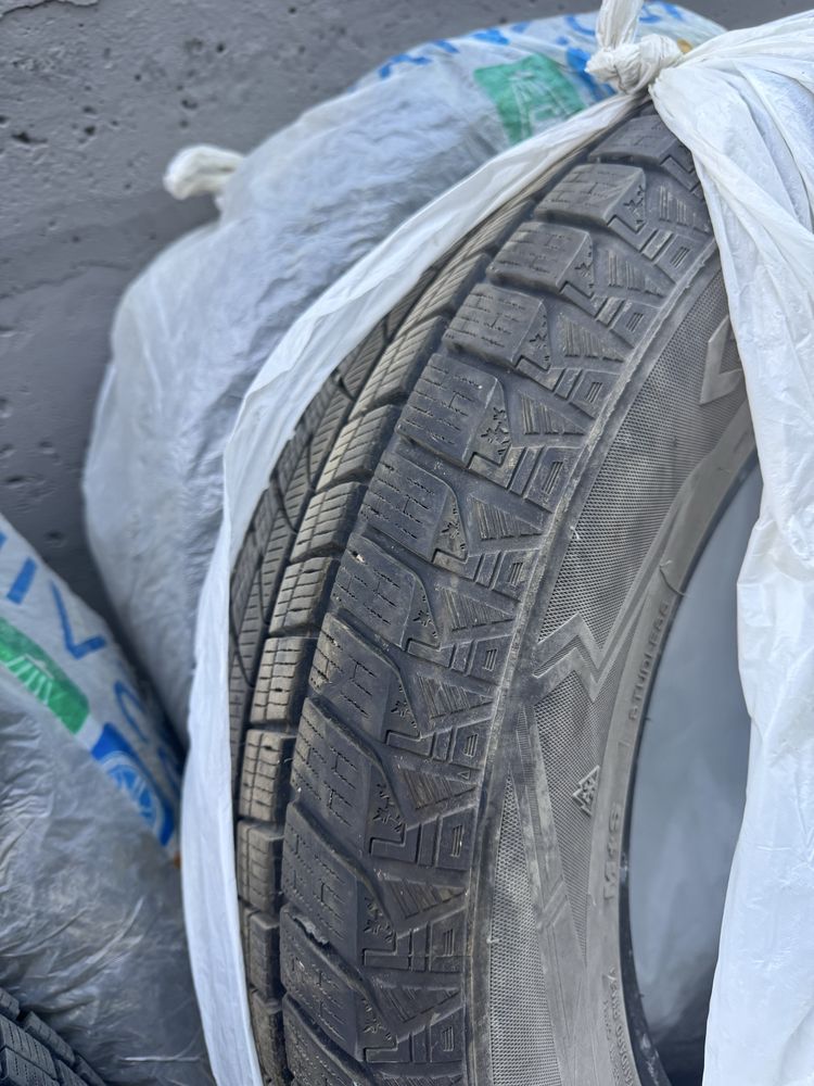 Продам шины всесезонная 265/60 r18
