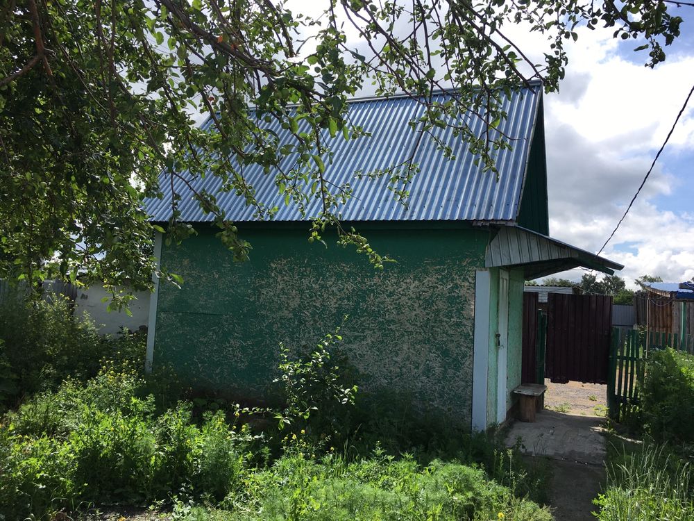Продам кирпичный дом двухквартирный