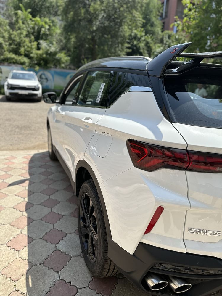Автомашины машины продам автомошину Geele Colrey