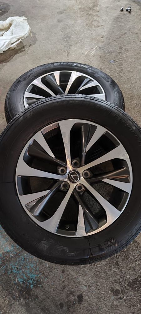 Диски с шинами 18 Lexus Toyota