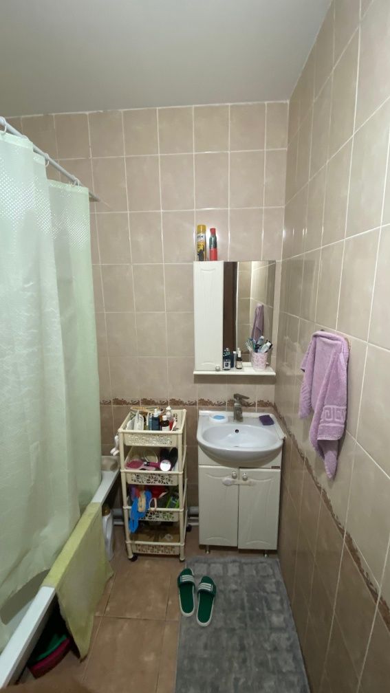 Нұр Сити 11 в 2 бөлмелі пәтер сатылады.Мектеп,балабақша,аялдама жақын