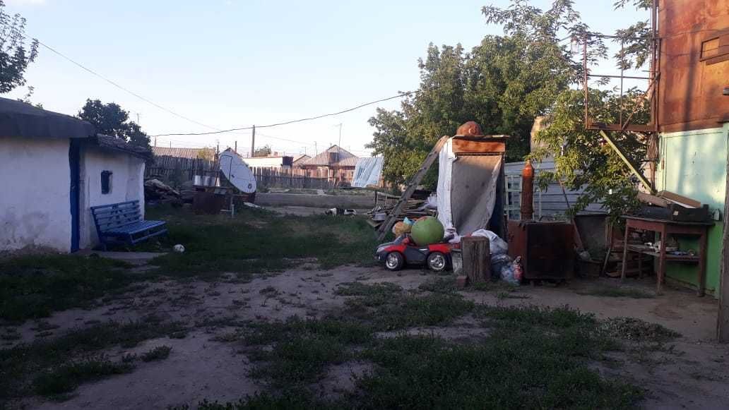 Продам землянку с большим участком