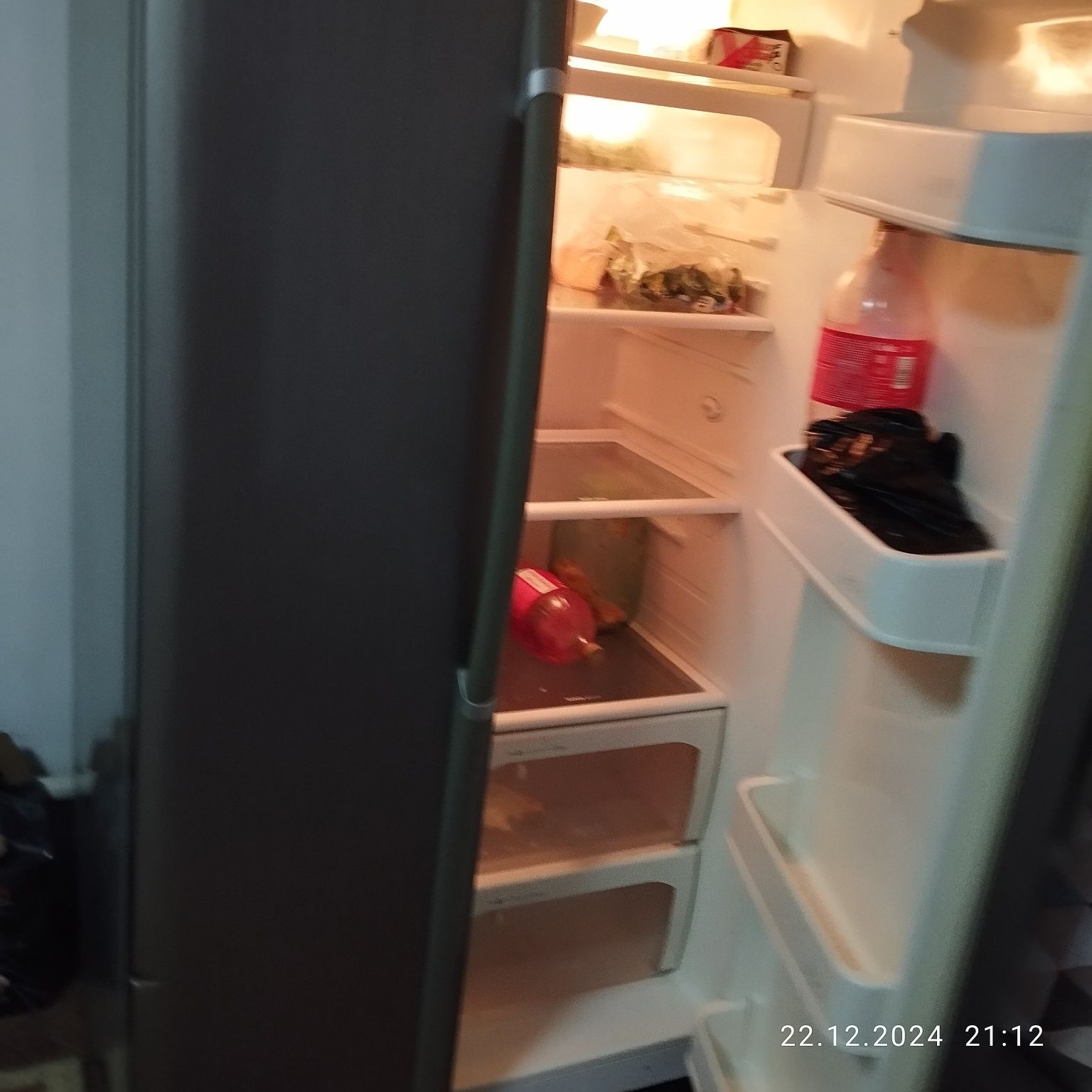 Холодильник lg в хорошем состояние