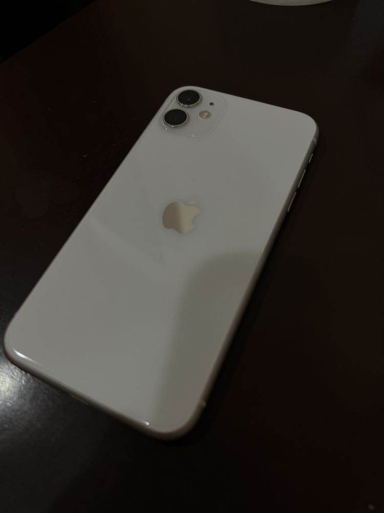 iPhone 11 128 гб ёмкость 78%