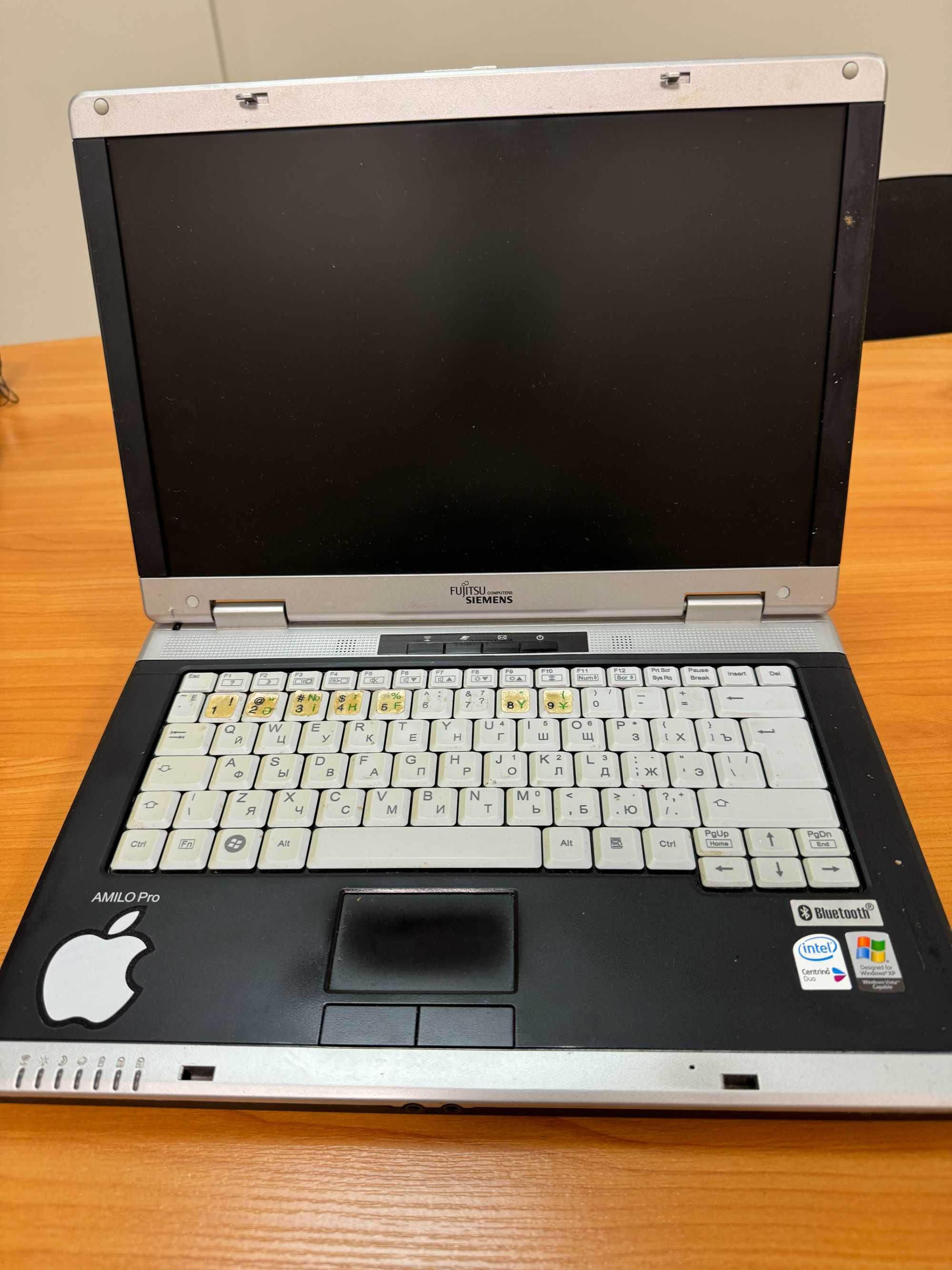 Ноутбук Fujitsu Siemens Amilo Pro