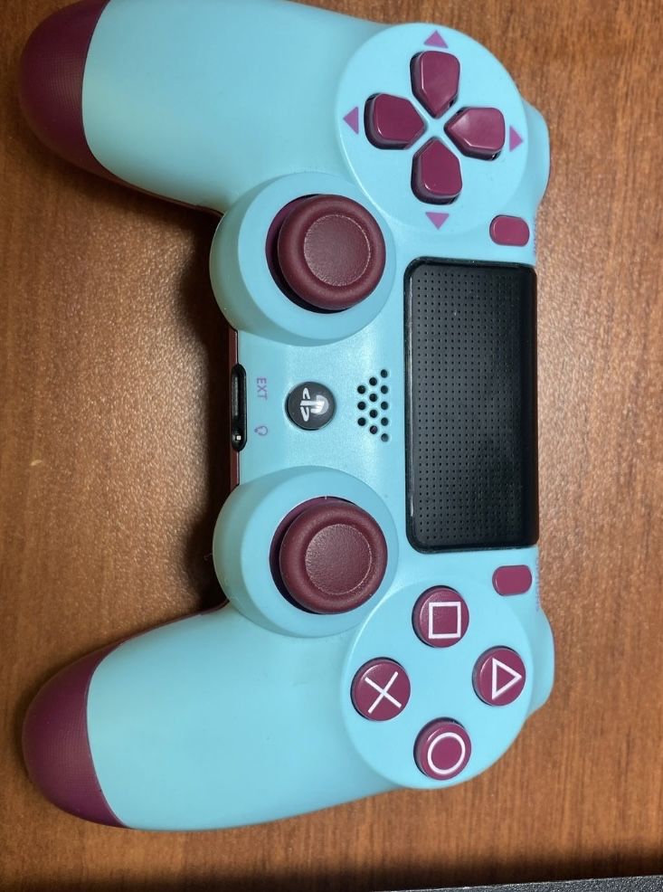 Playstation 4 slim